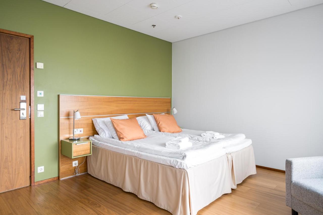 Hotell Hiisi Jaetkaesaari 3*