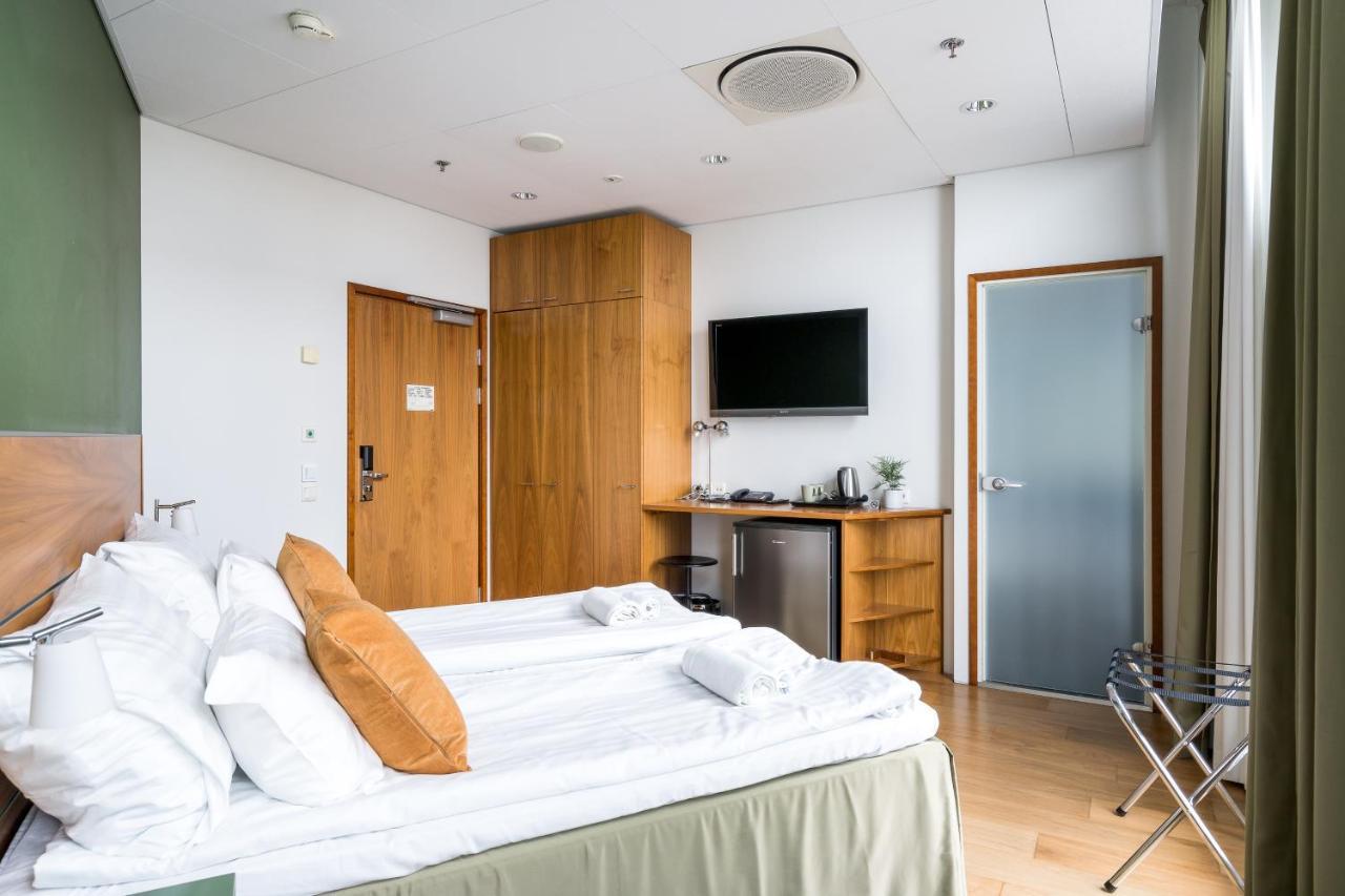 Hotel Hiisi Jaetkaesaari 3*